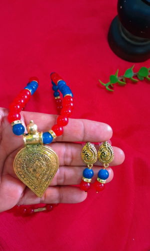 RED, BLUE COPPER PENDANT GLASS BEADS LONG NECKLACE