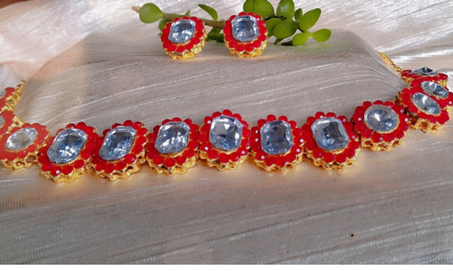 RED KUNDAN NECKLACE