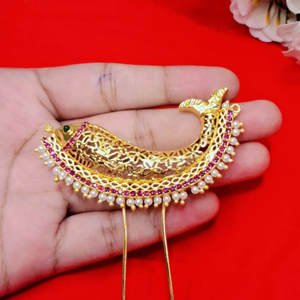 AD STONE FISH HAIRBROOCH